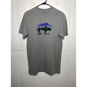 Patagonia Buffalo Gray T Shirt Size Mens Medium Graphic Top